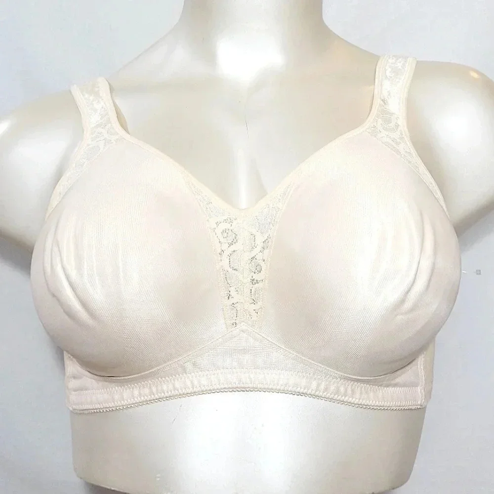 40C‎ Playtex 18 Hour 4395 Seamless ComfortFlex Bra Nude NWOT